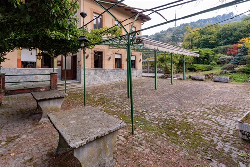 Villa singola di 523 m2 a Torino