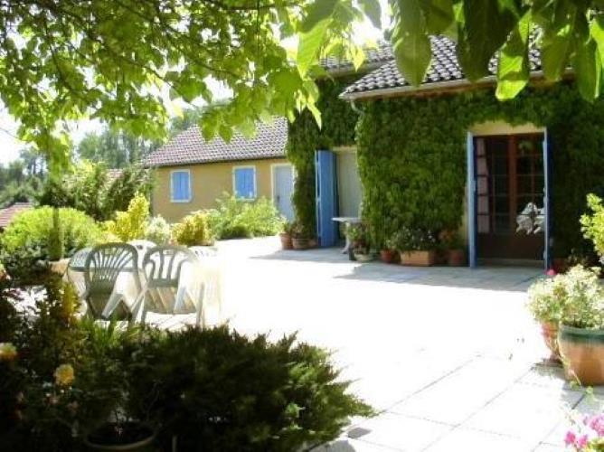 Charmosa propriedade rural de 5 quartos com amplos jardins e estábulos