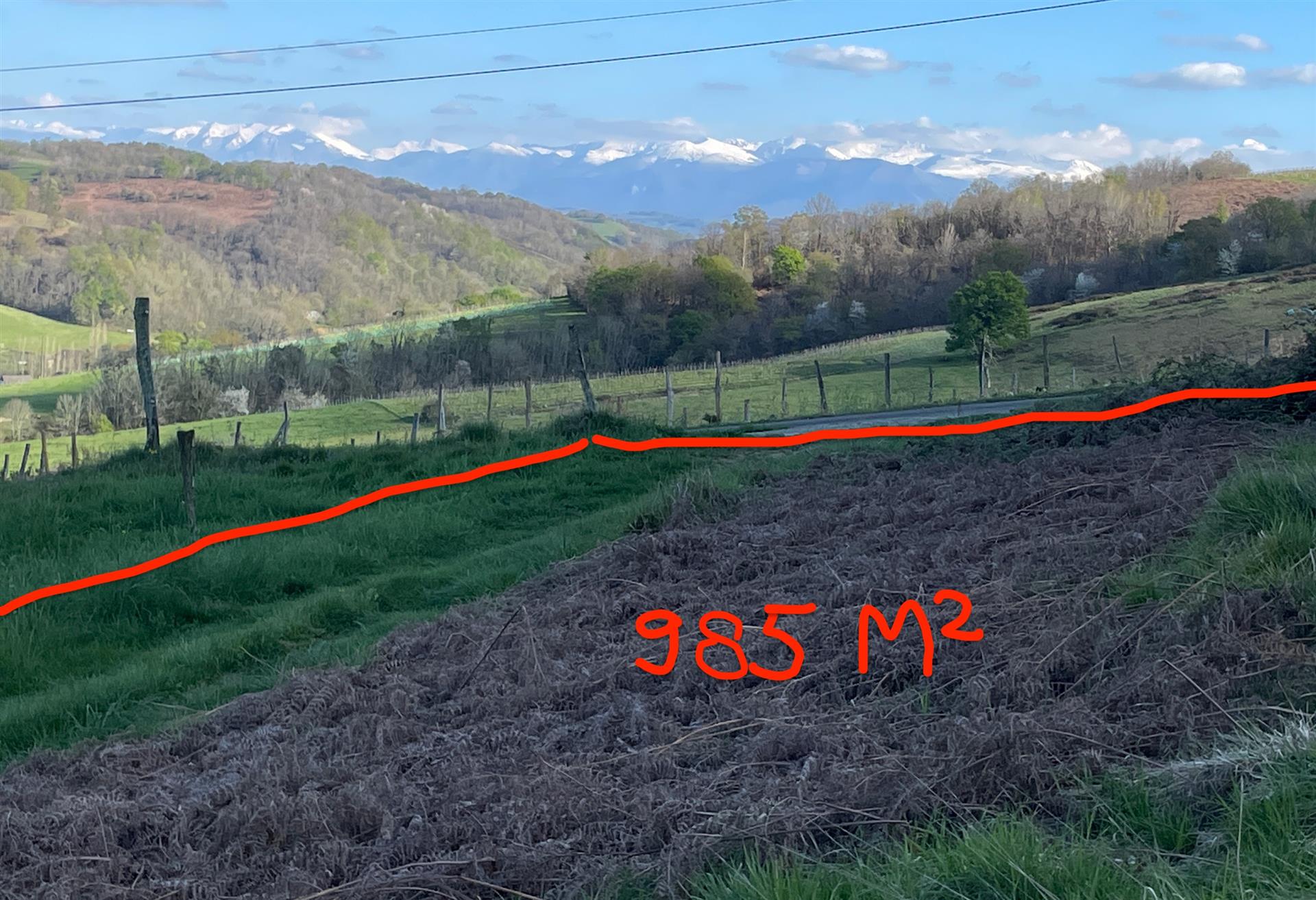 Terreno + Alvará de construção - vista para a montanha - perto da cidade