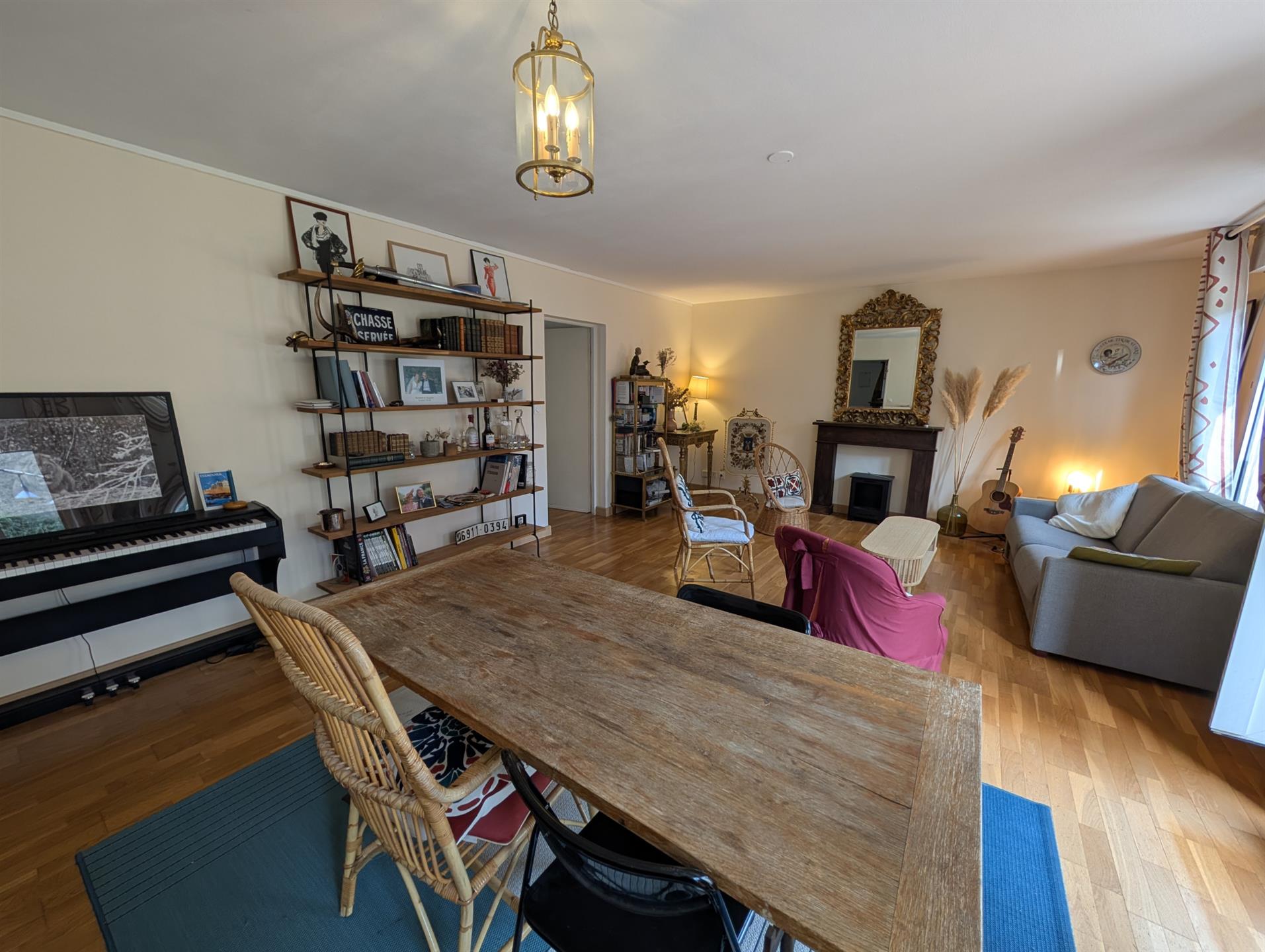 Apartment for sale with large terrace Orléans center