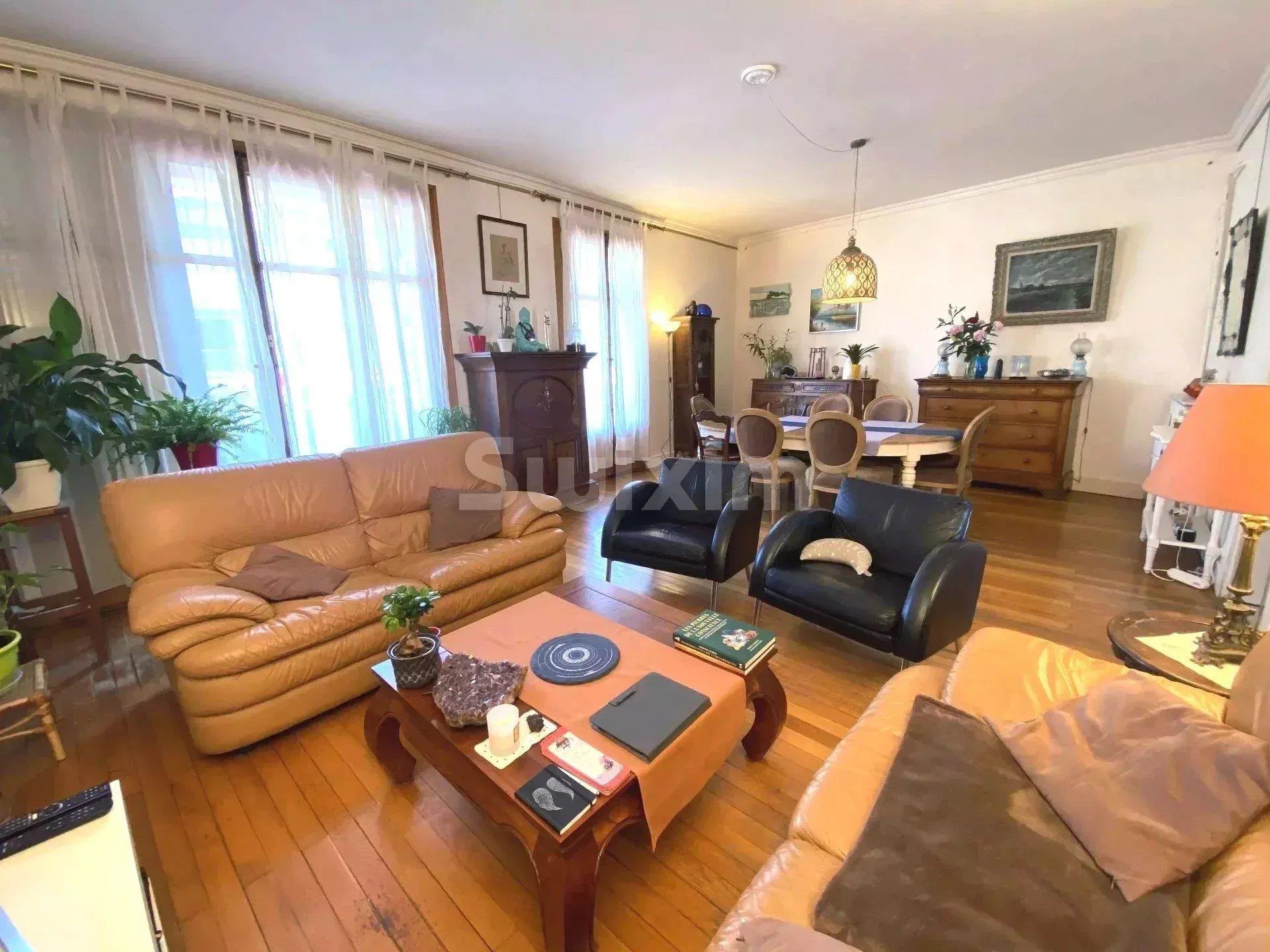 Compra: Apartamento (74500)