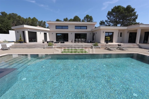 Contemporary luxury villa