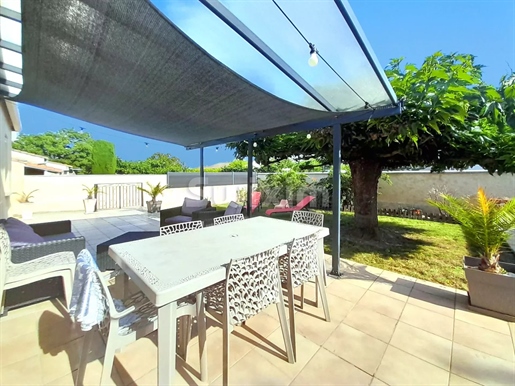 Single-storey house, 4 bedrooms, close to the city center