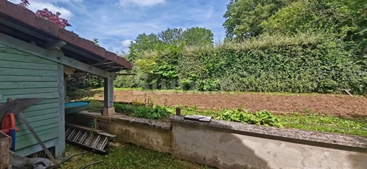 Petit coin de paradis entre rivière et forêt