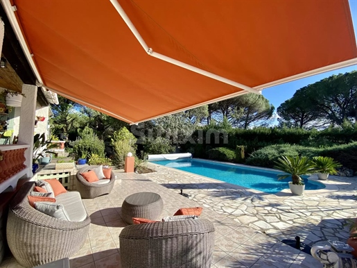Pretty renovated Provencal with swimming pool