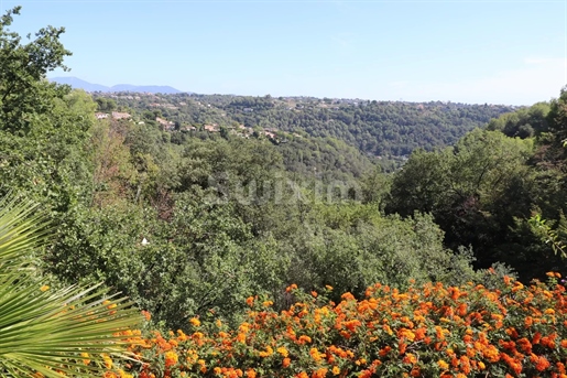 Propriedade com 2 casas, vista panorâmica