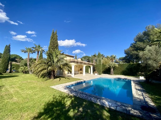 Magnificent Provencal Villa With Swimming Pool