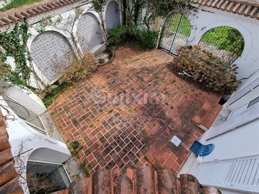 Fort potentiel à deux pas du centre ville à Cambo les Bains!