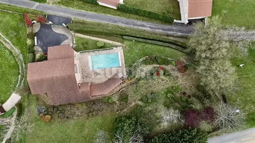 Villa familiale - vue panoramique sur le Beaujolais
