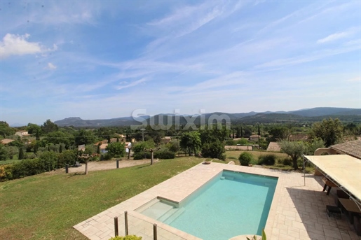 Panoramisch uitzicht villa T6 met zwembad