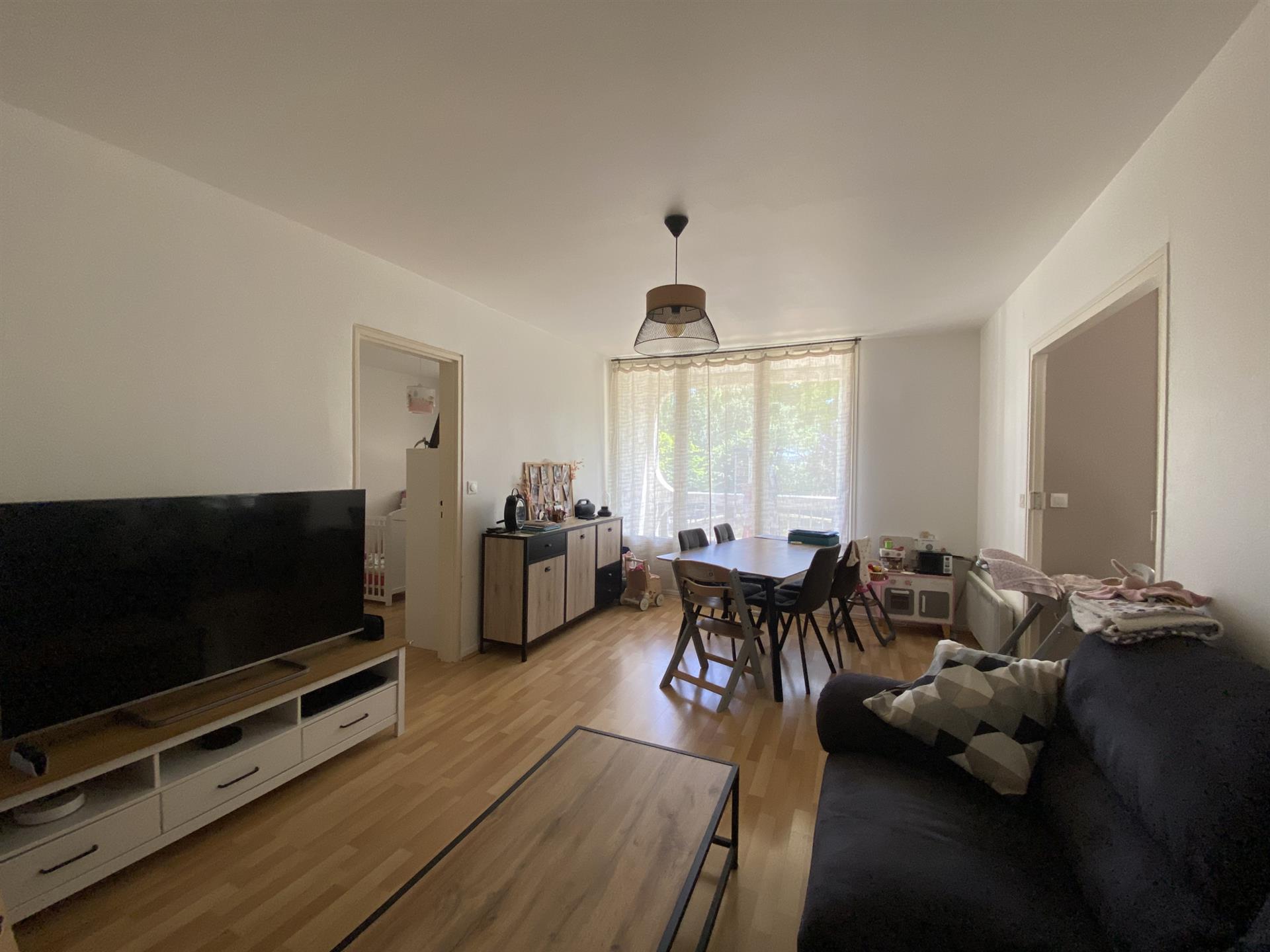 For sale Apartment T3 67M2 Quartier Madeleine