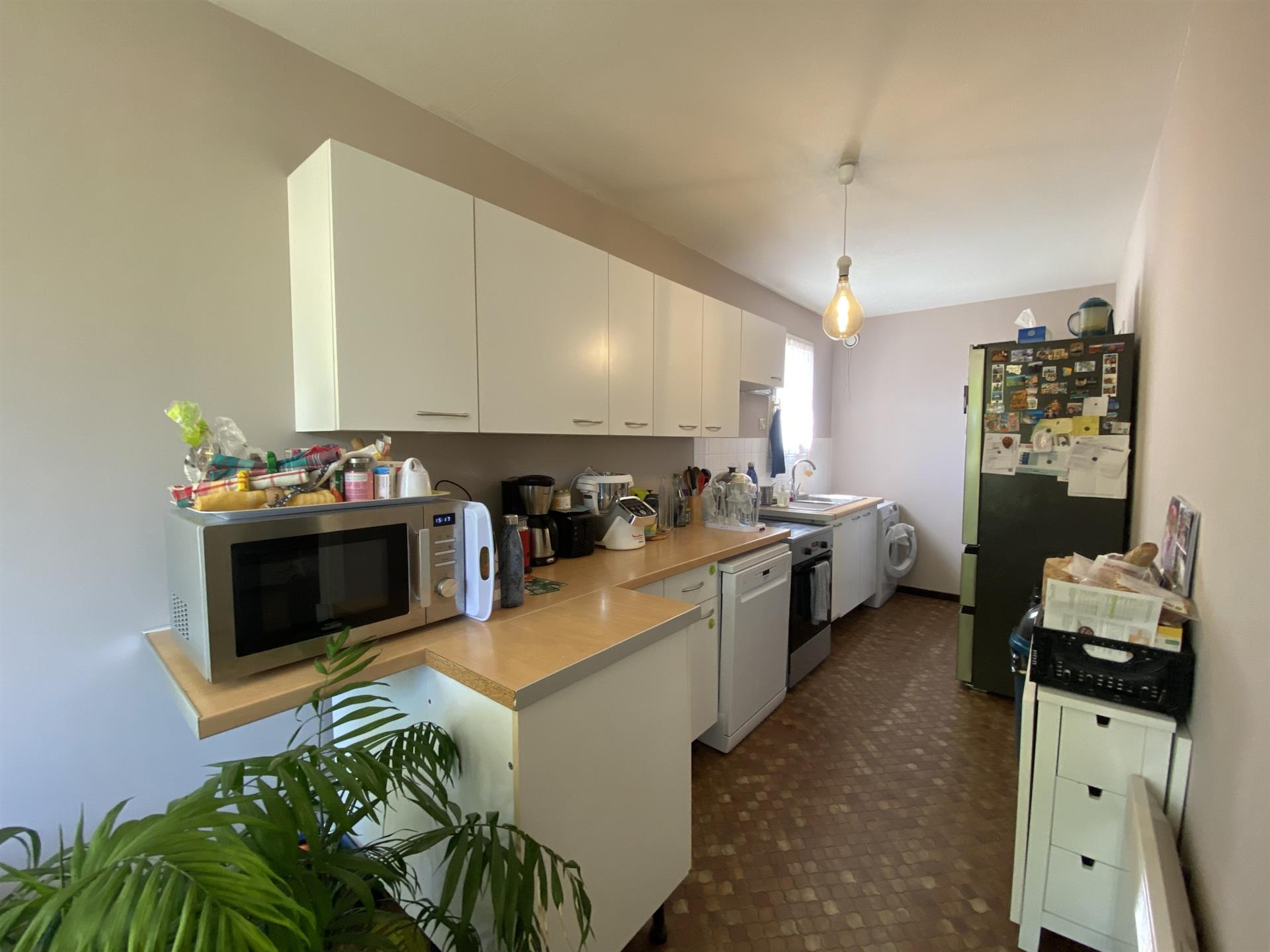 For sale Apartment T3 67M2 Quartier Madeleine