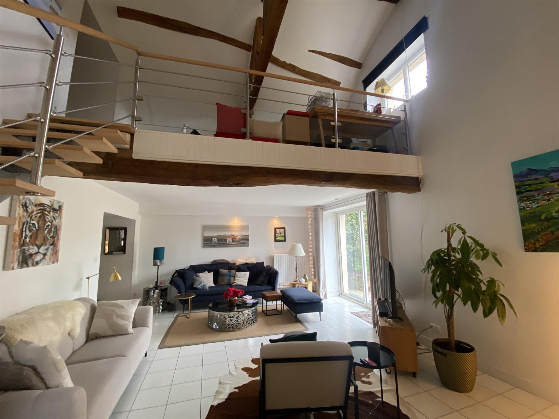 A Vendre Maison De Charme De 241m2 du 19ème Olivet