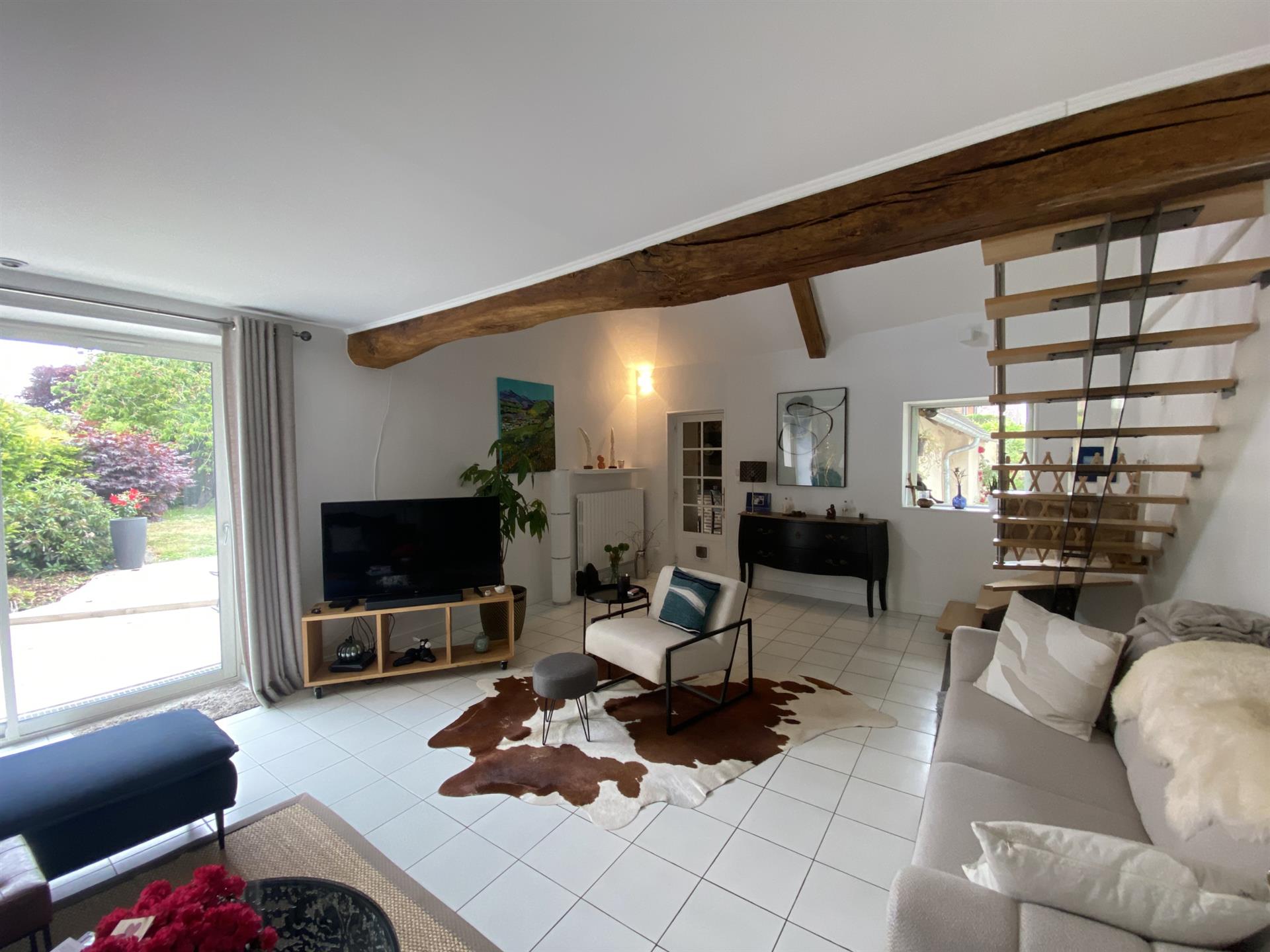 A Vendre Maison De Charme De 241m2 du 19ème Olivet