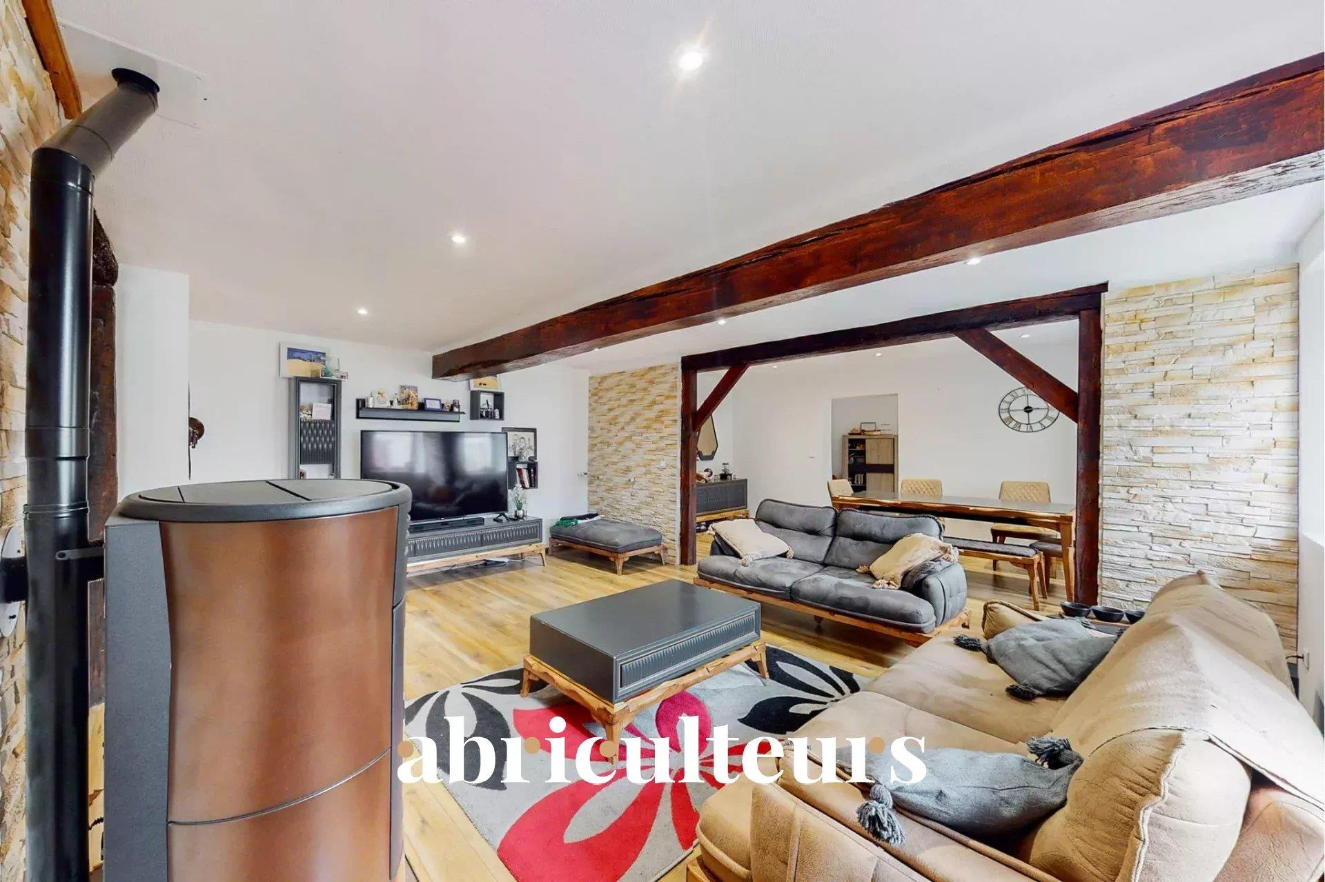 Charming 5-Bedroom Home in Le Boullay-Mivoye, France