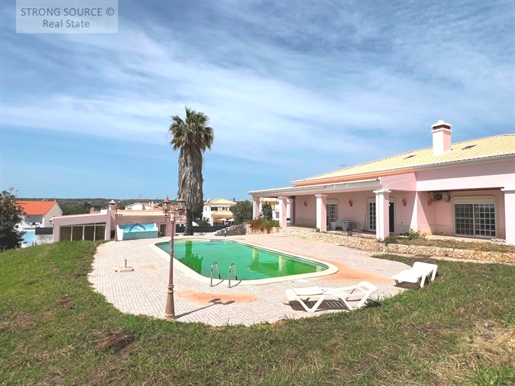 Fantastic single storey villa V5+1, with large areas, on a plot of 4,360m2 with 2 annexes, large ter