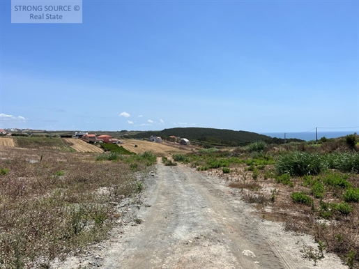 Sea view land, 2390 m2, close to the beach, with an approved project for 2 V4 villas with a communal