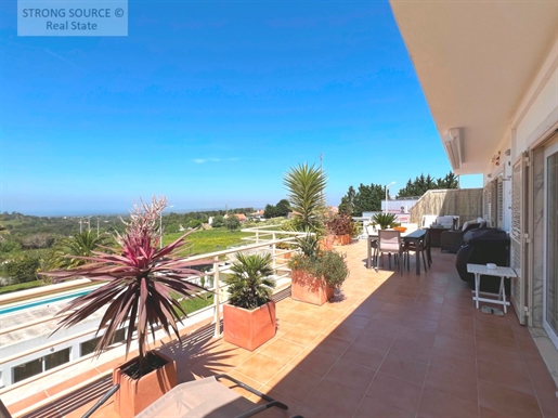 3 bedroom apartment in Sesimbra, with stunning sea views, private terrace of 75 m2, garden and swimm