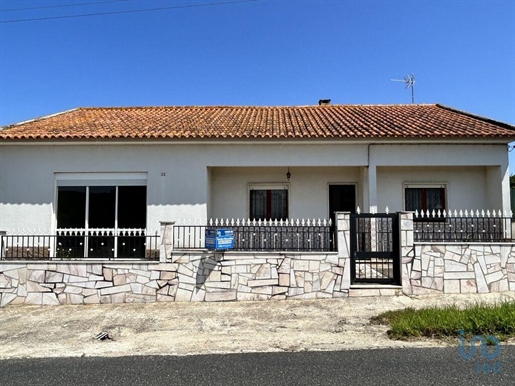 Casa del villaggio a Santarém, Santarém