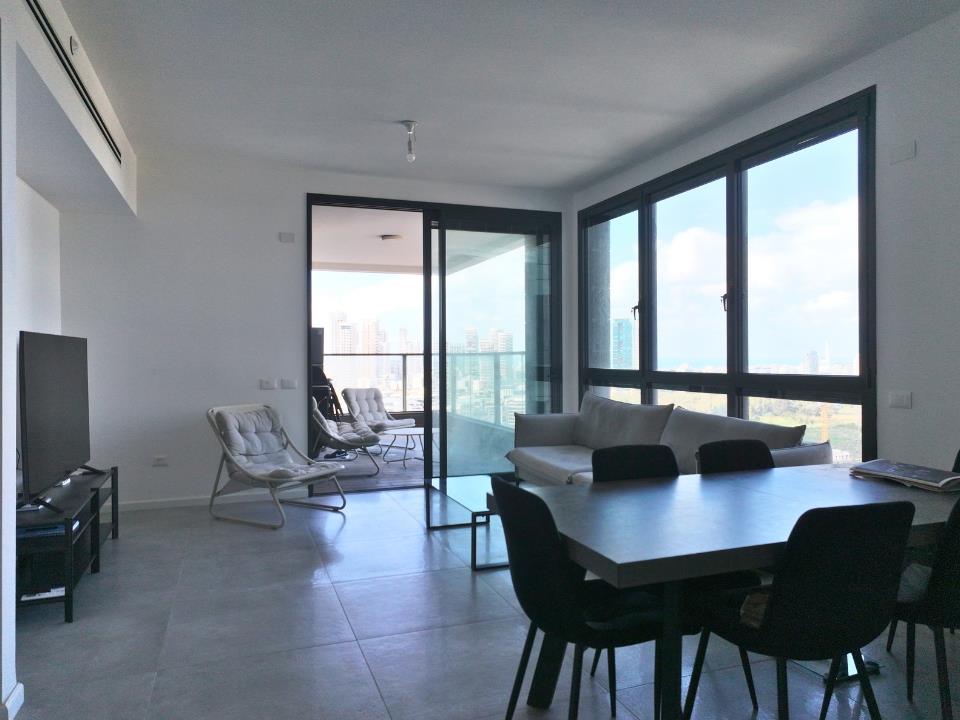 4-Room Apartment for Sale In the Sought-After Hagefen Tower In Ramat Gan, Tel Aviv district