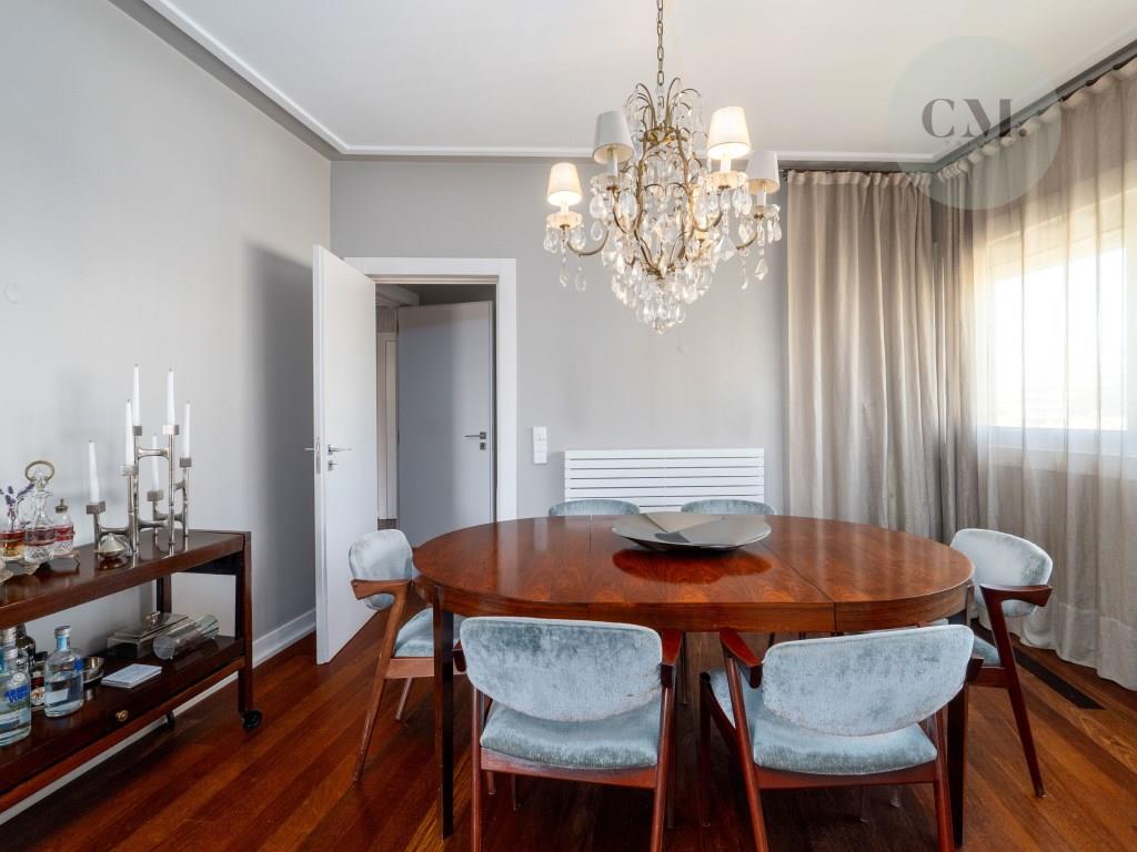 Espectacular apartamento T3 Duplex com piscina último piso