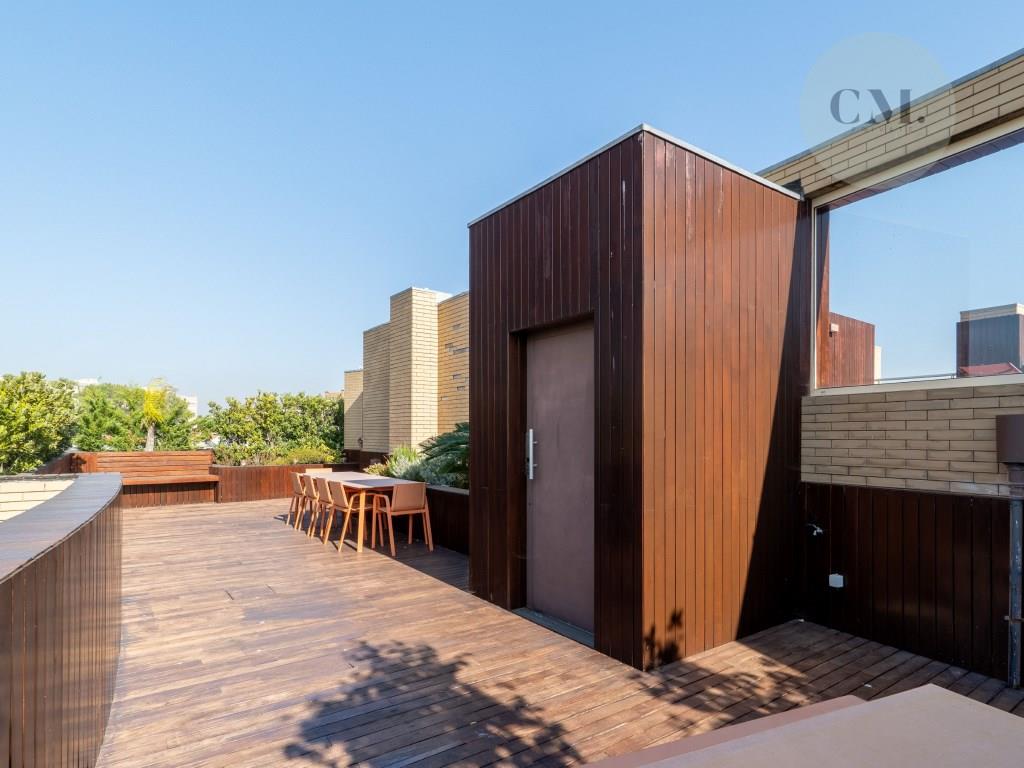 Espectacular apartamento T3 Duplex com piscina último piso