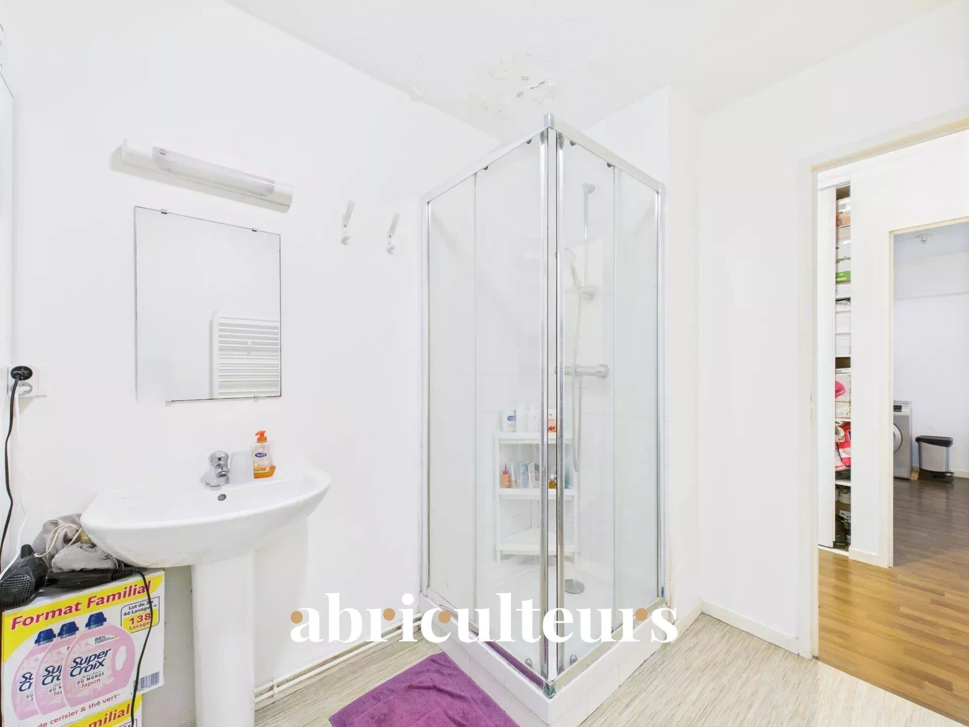 Recent T2 apartment with parking -Nantes Pont du Cens 44300