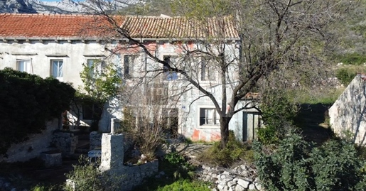 Double Stone House in Orebić with Sea View (for Renovation)