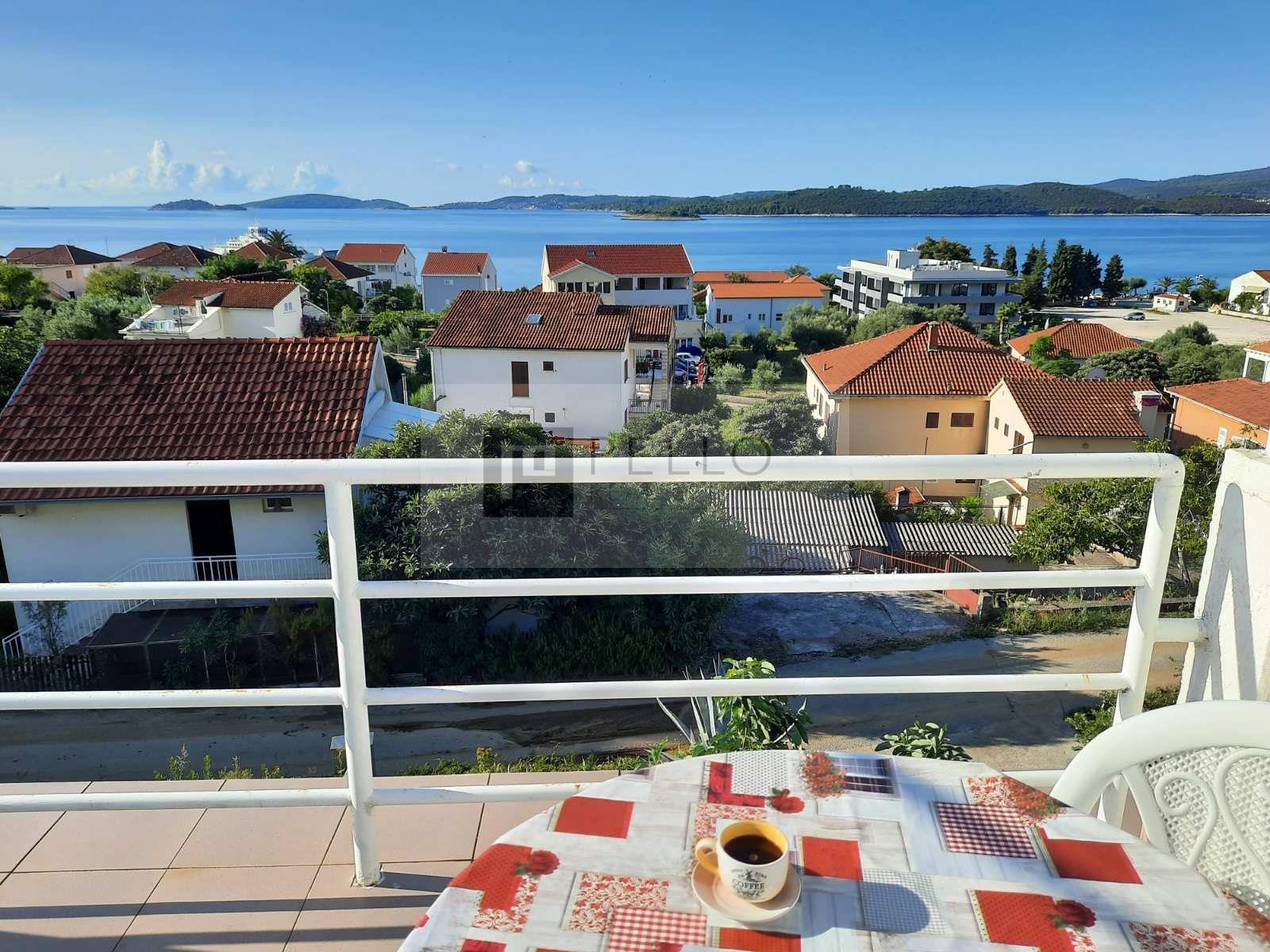 A house with a fabulous view of the sea and Korčula...