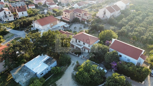 Stone House with garden and garage