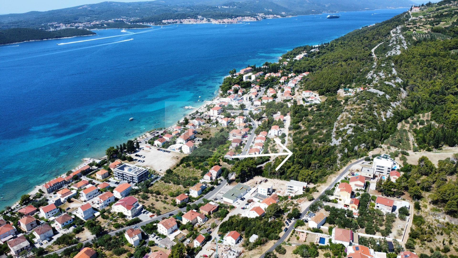 A plot with a stunning sea view (ideal for building villas, houses, duplexes...). Attractive locatio
