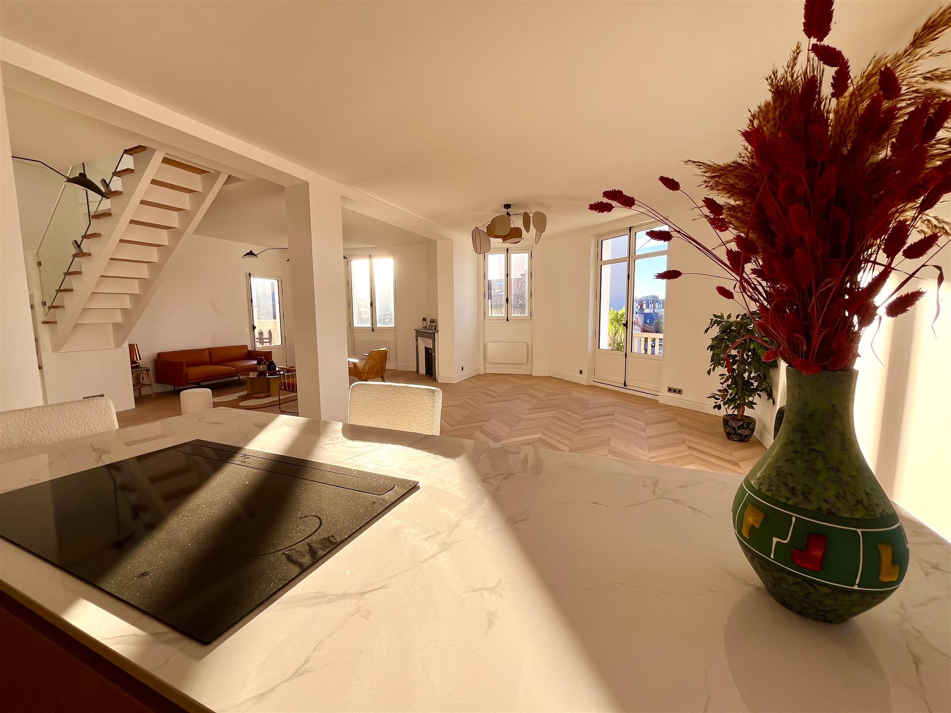 Apartamento renovado em St Charles, 5 min Grande Plage