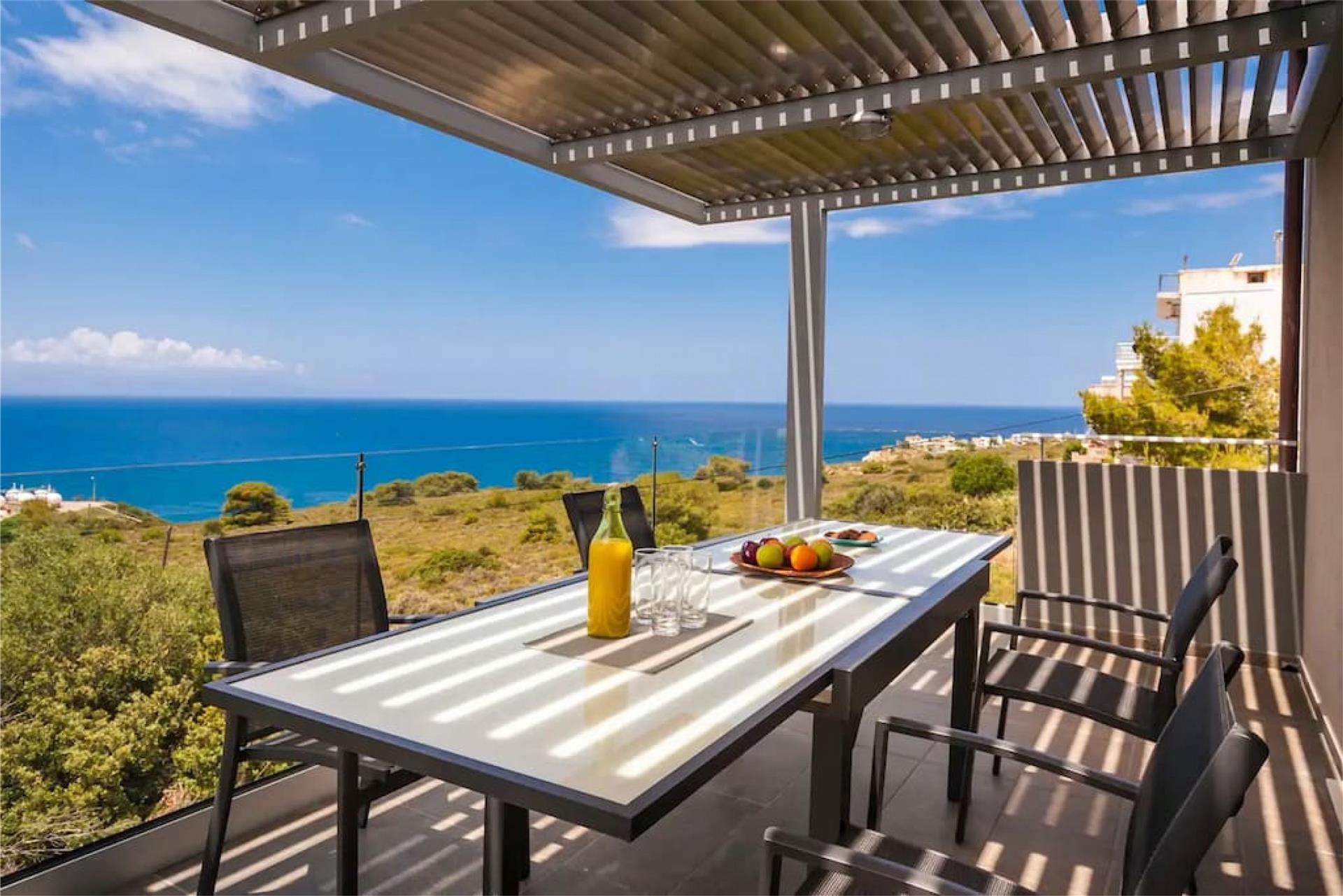 Luxurious City Villa With Breathtaking Views In Chania