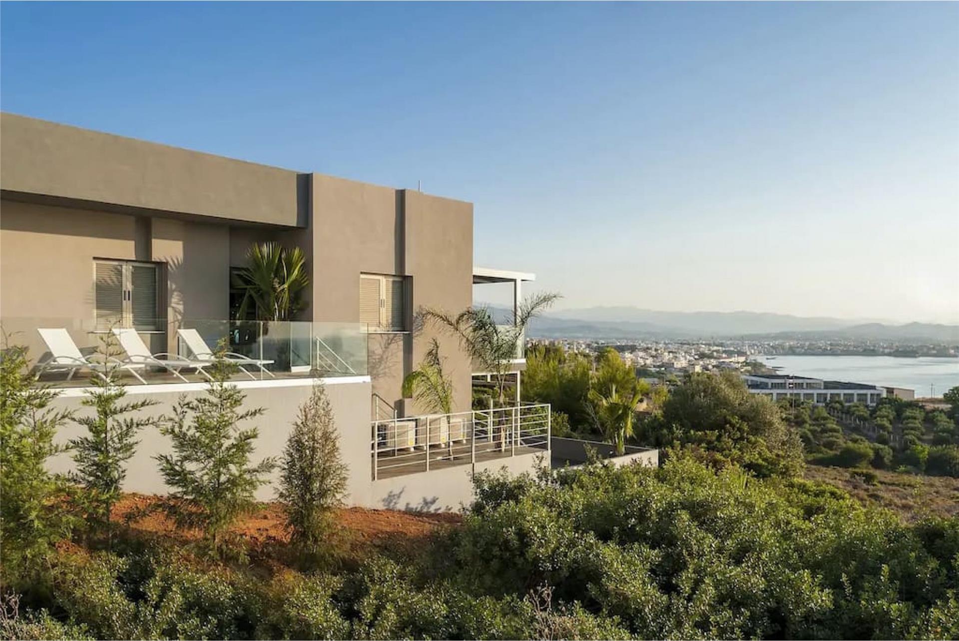 Luxurious City Villa With Breathtaking Views In Chania