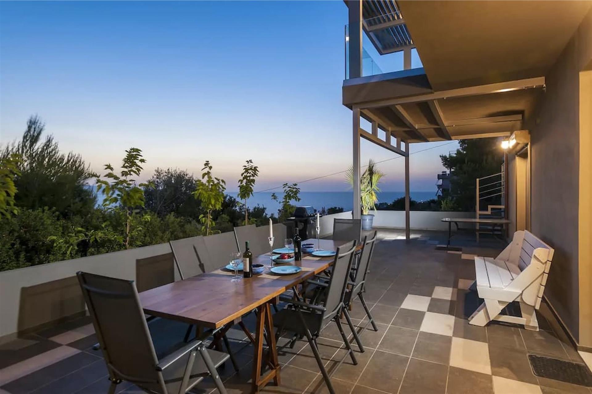 Luxurious City Villa With Breathtaking Views In Chania