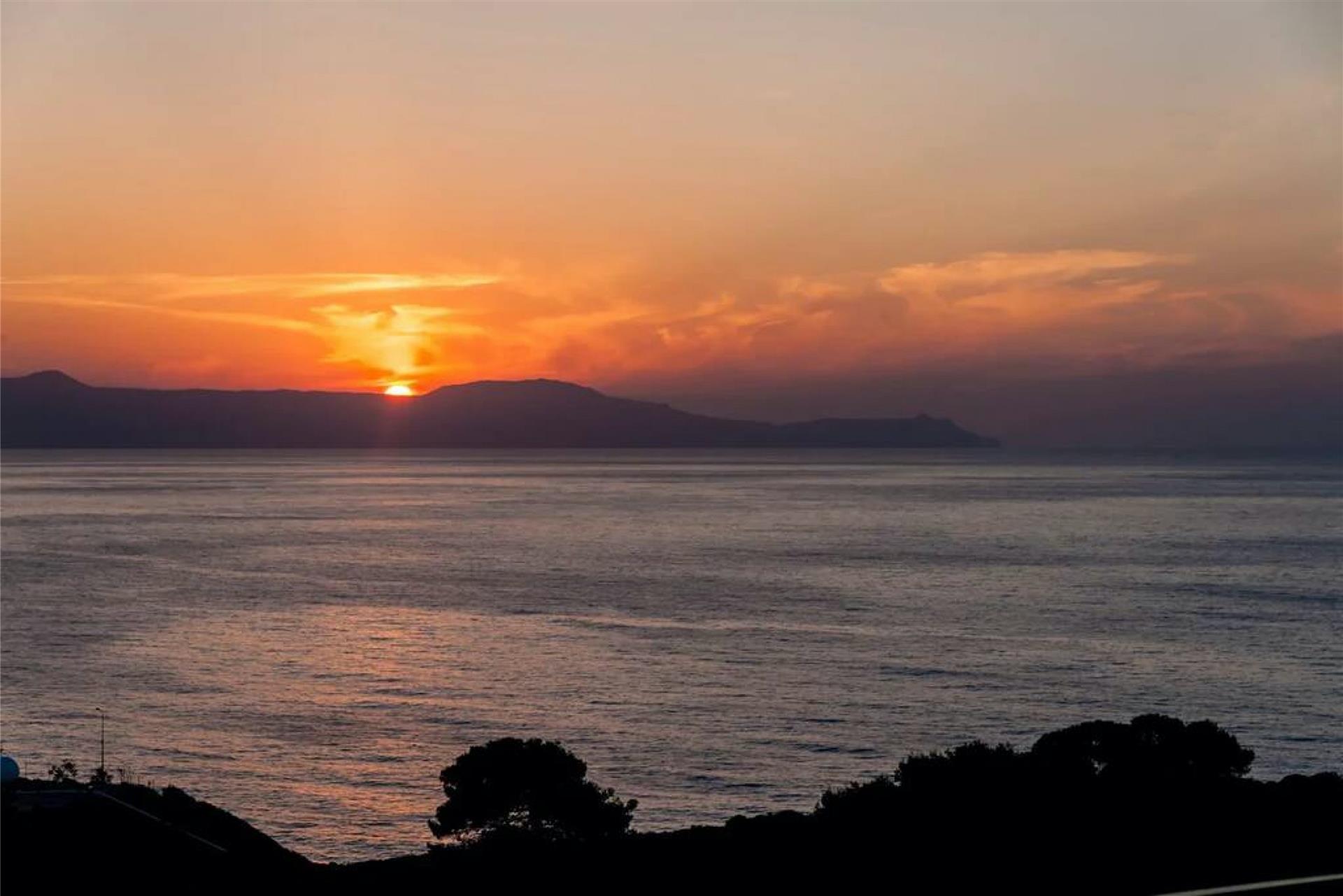 Luxurious City Villa With Breathtaking Views In Chania