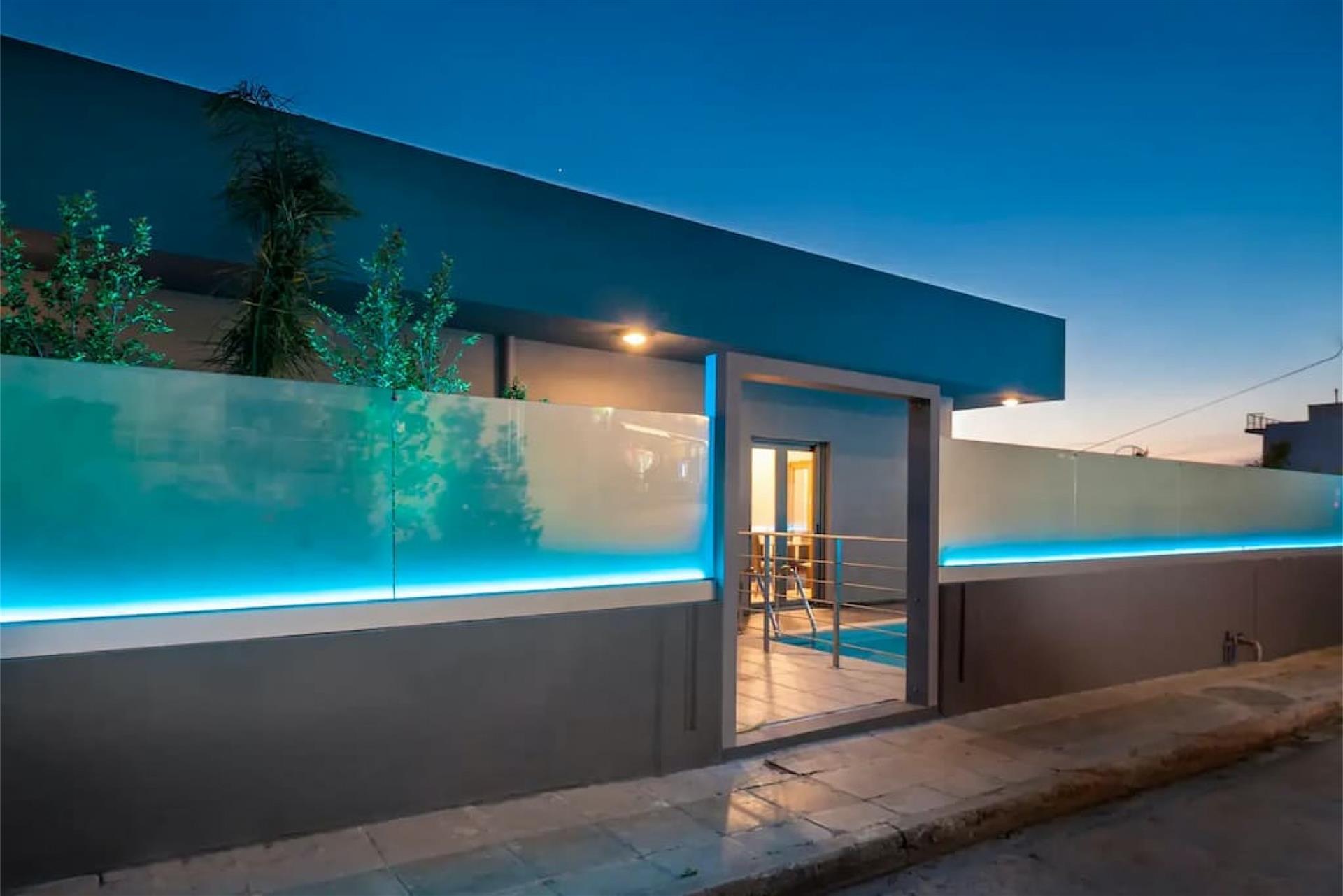 Luxurious City Villa With Breathtaking Views In Chania