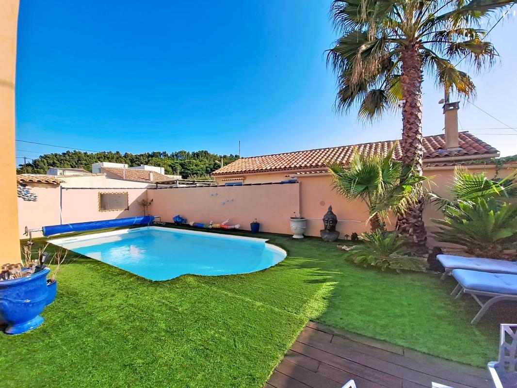 Maison à vendre, 145m², Saint-Mitre-les-Remparts