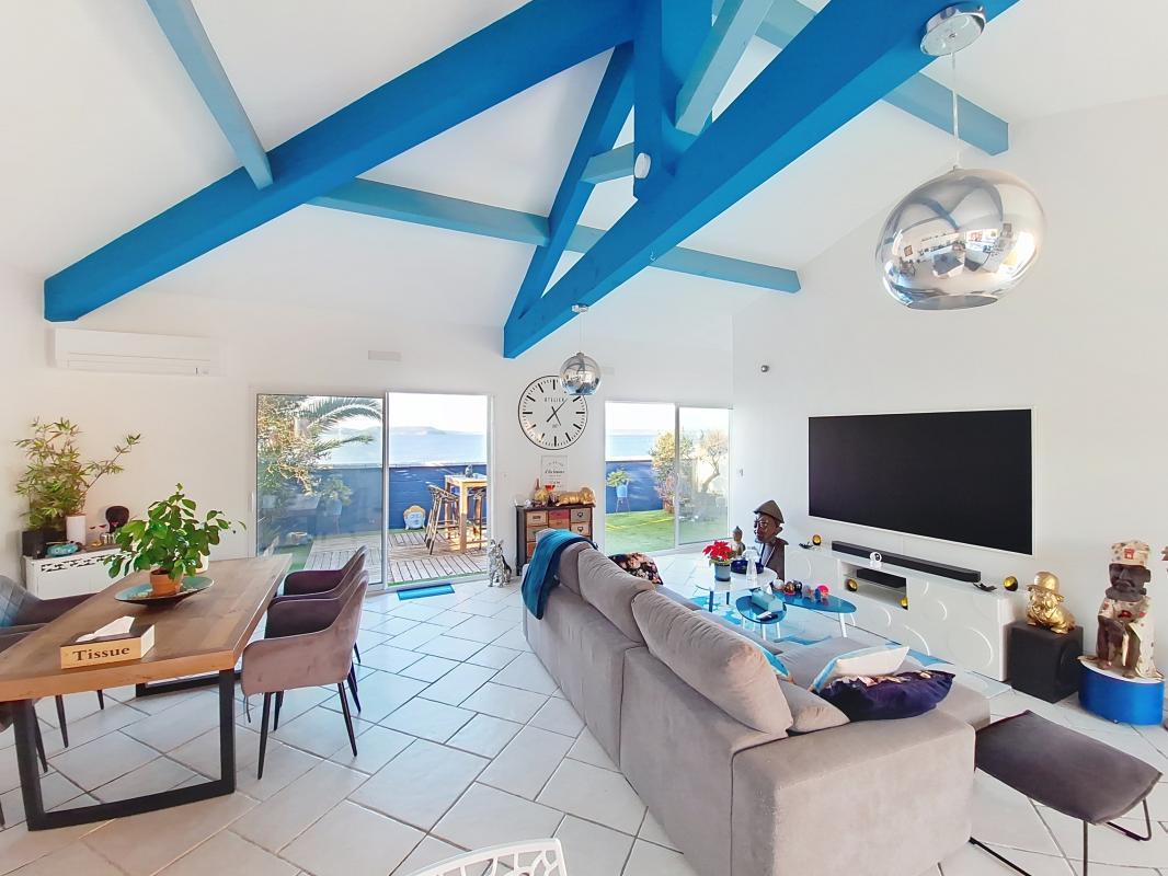 Maison à vendre, 145m², Saint-Mitre-les-Remparts