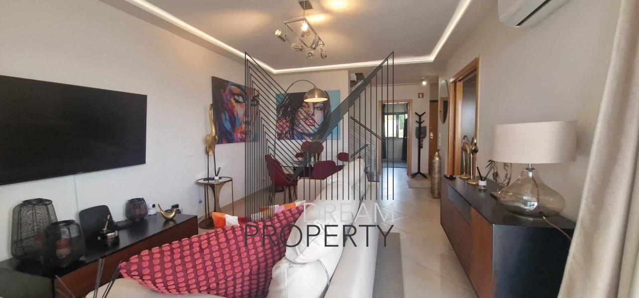 Vilamoura - 3 + 2 bedroom villa