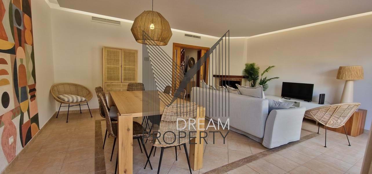 2+1 bedroom villa in private condominium in Vila Sol