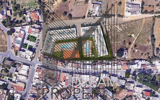 Urban land for sale in Olhão