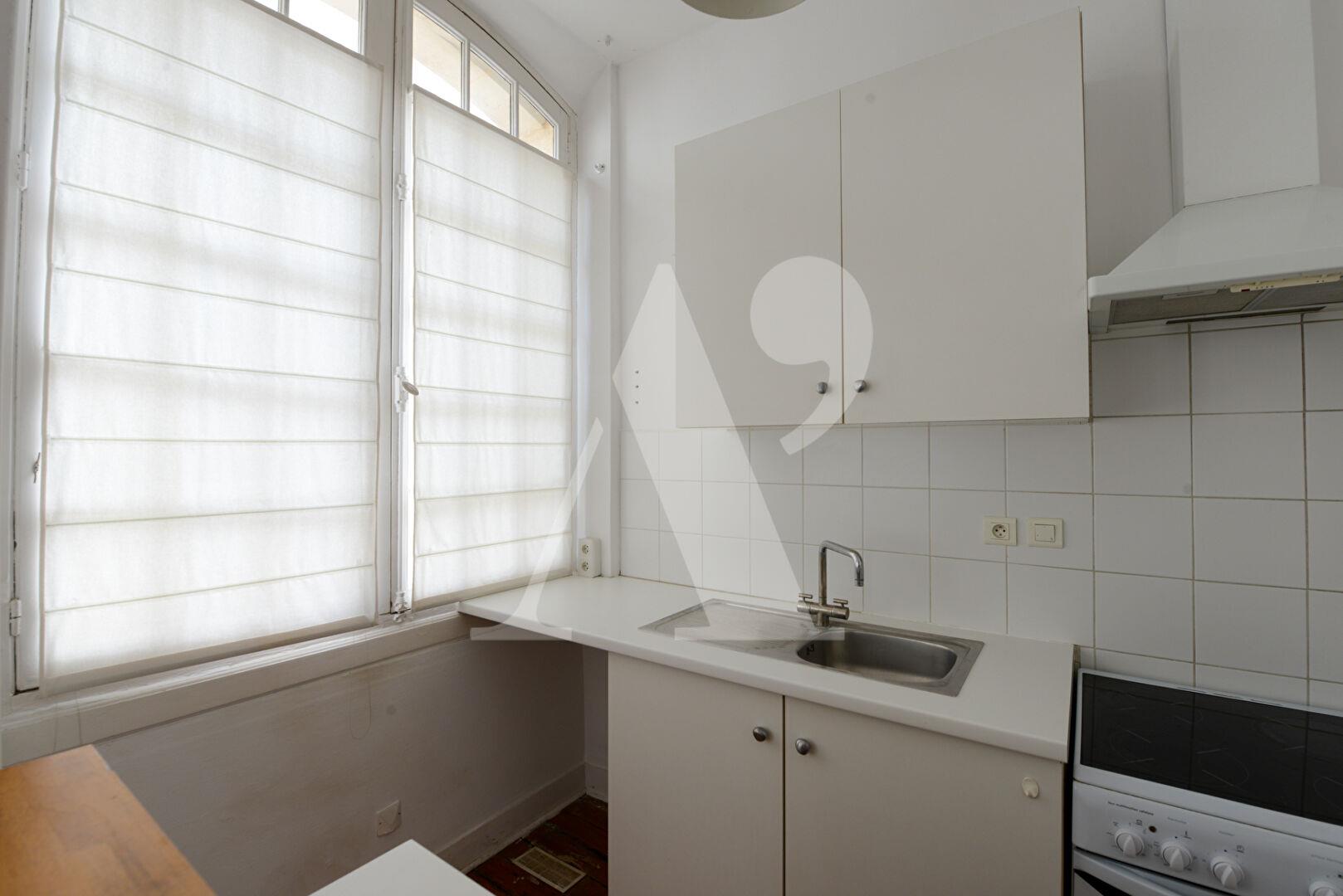 Regionalist Architecture - 1900 - Apartment in Saint-Seurin