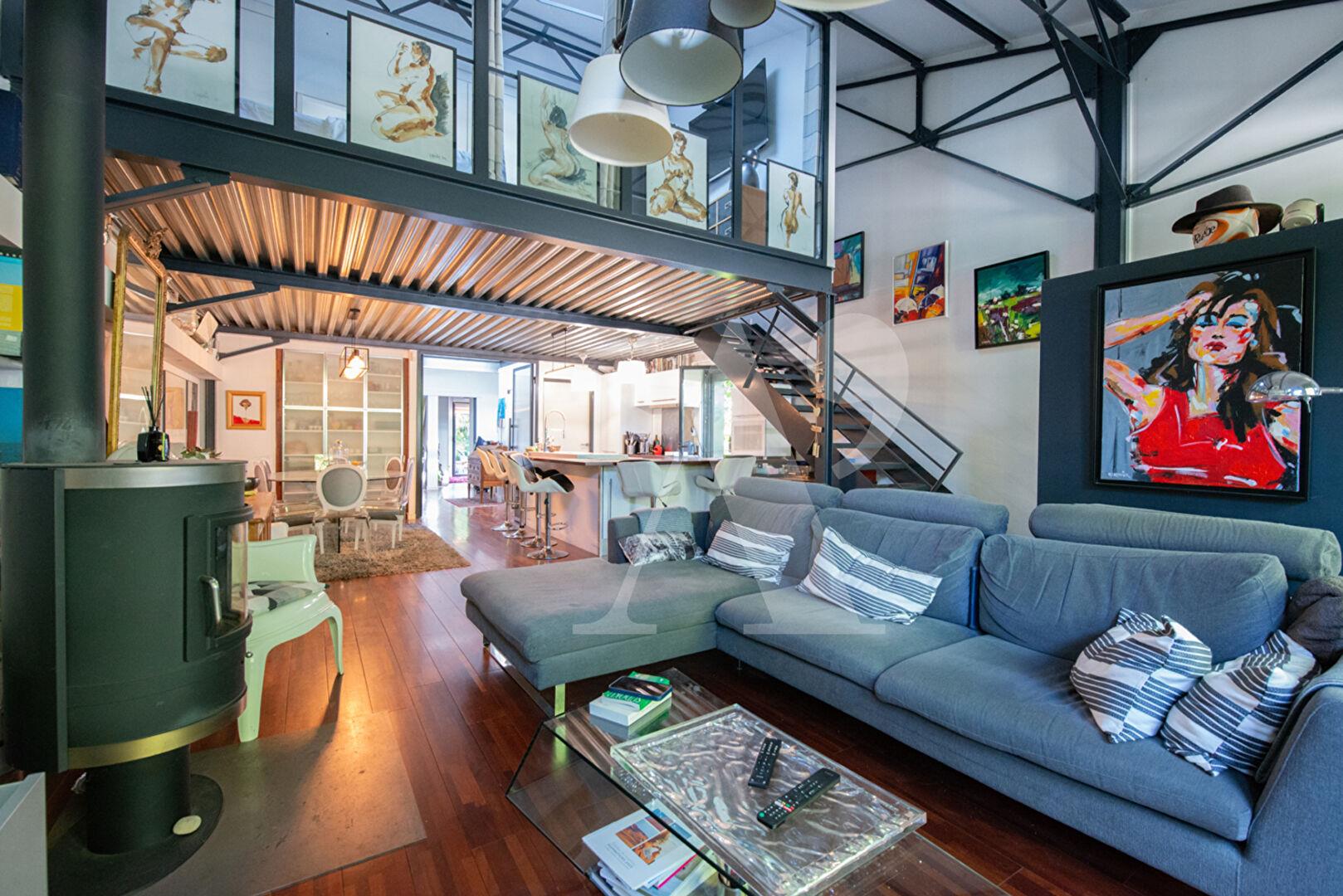 House/Loft With Garden And Parking