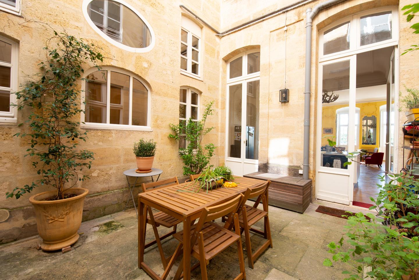Restored Bordeaux Architecture - 2020 - Prestigious apartment with Garonne view