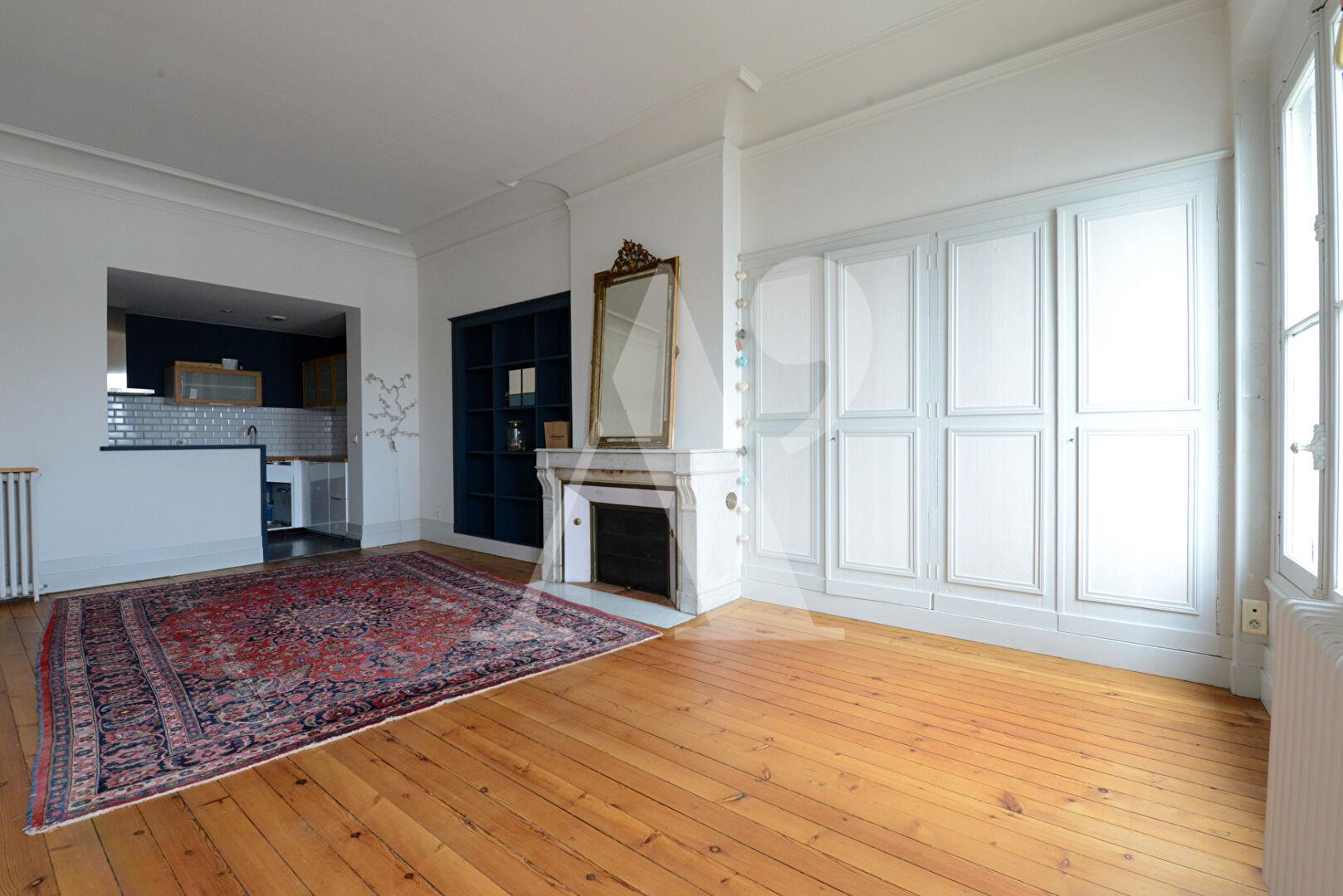 Maison à vendre, 2040m², Bordeaux
