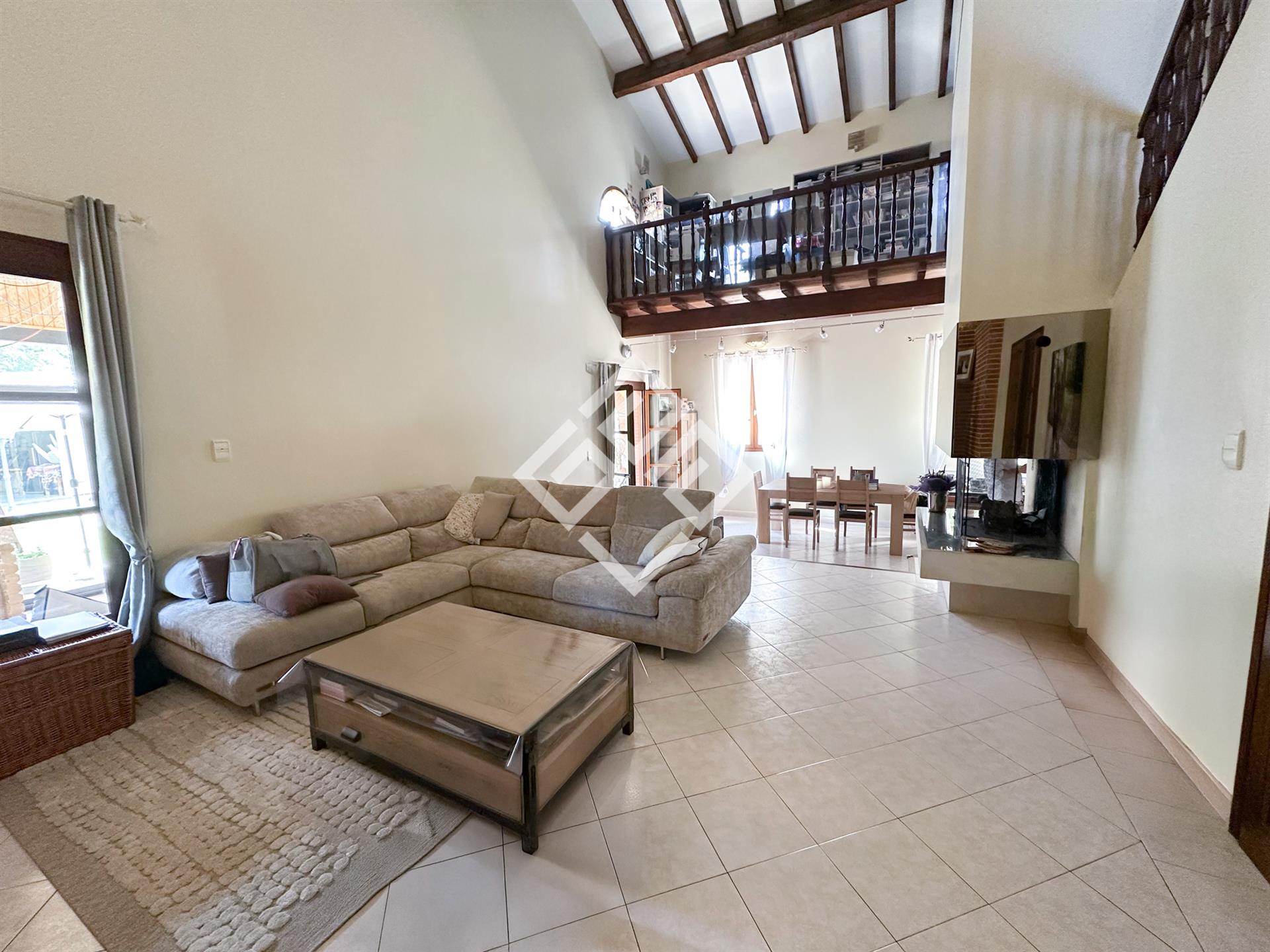 Compra: Vivenda (31000)