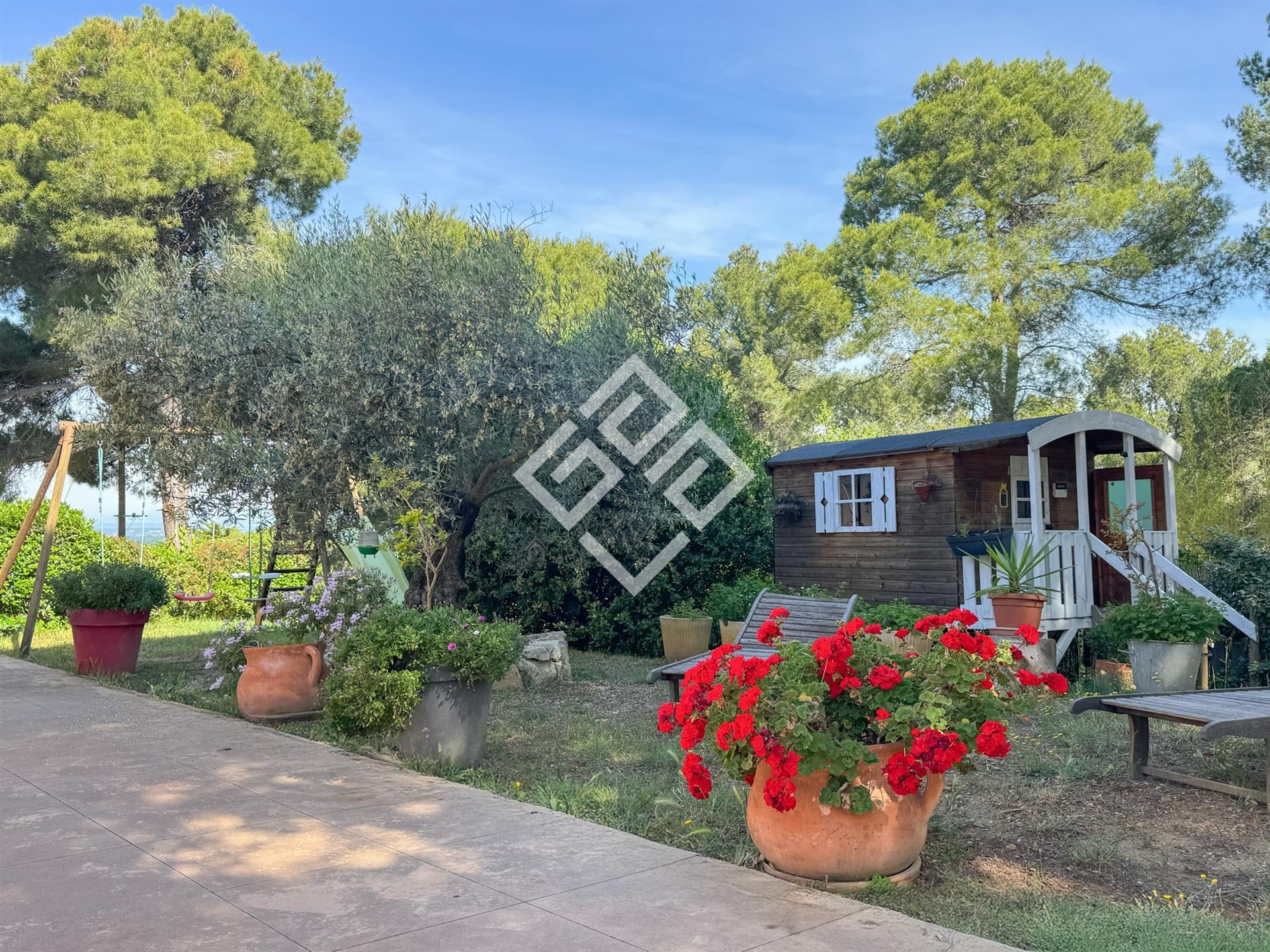 An exceptional property in the heart of a haven of peace
