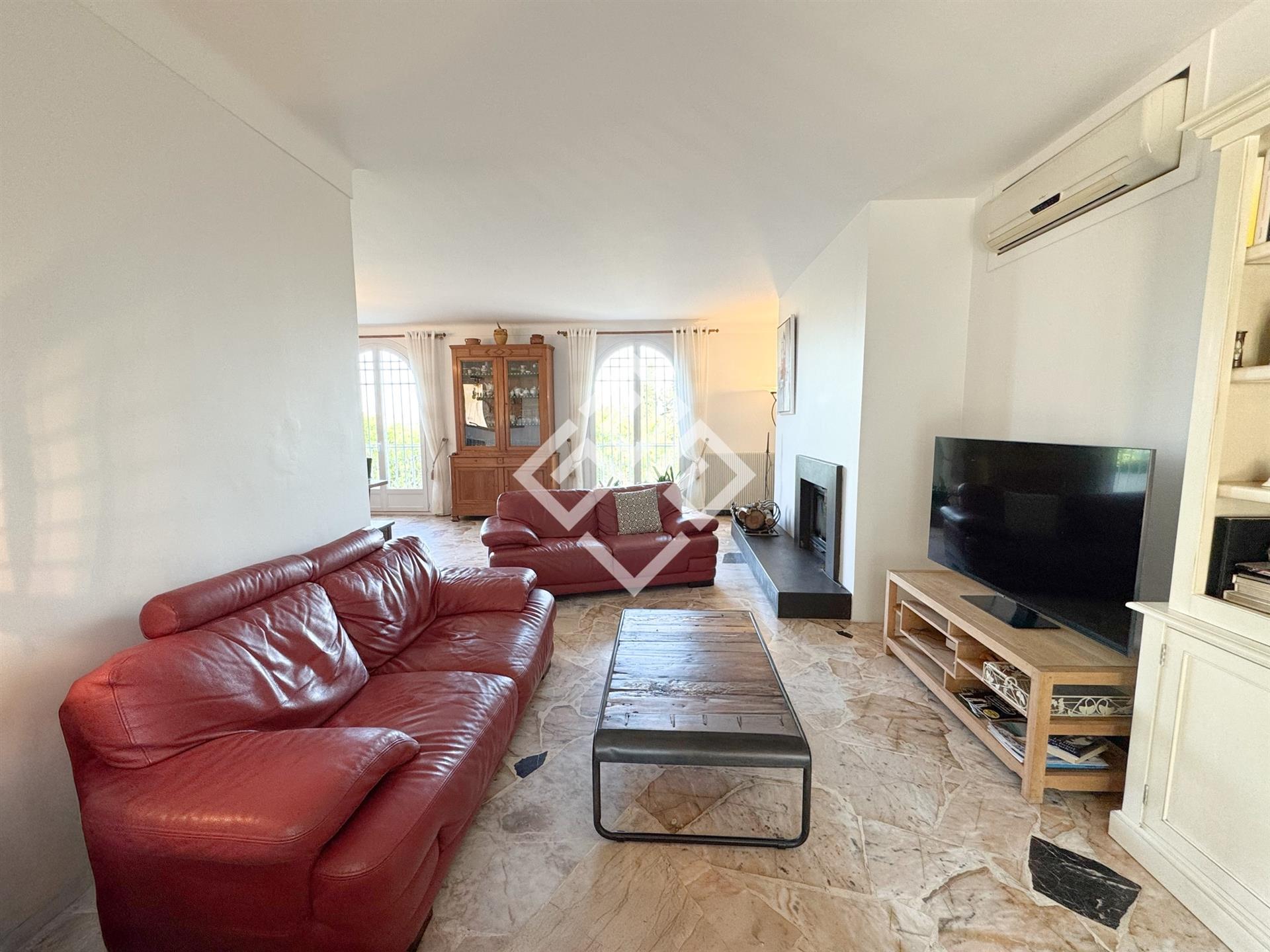 An exceptional property in the heart of a haven of peace