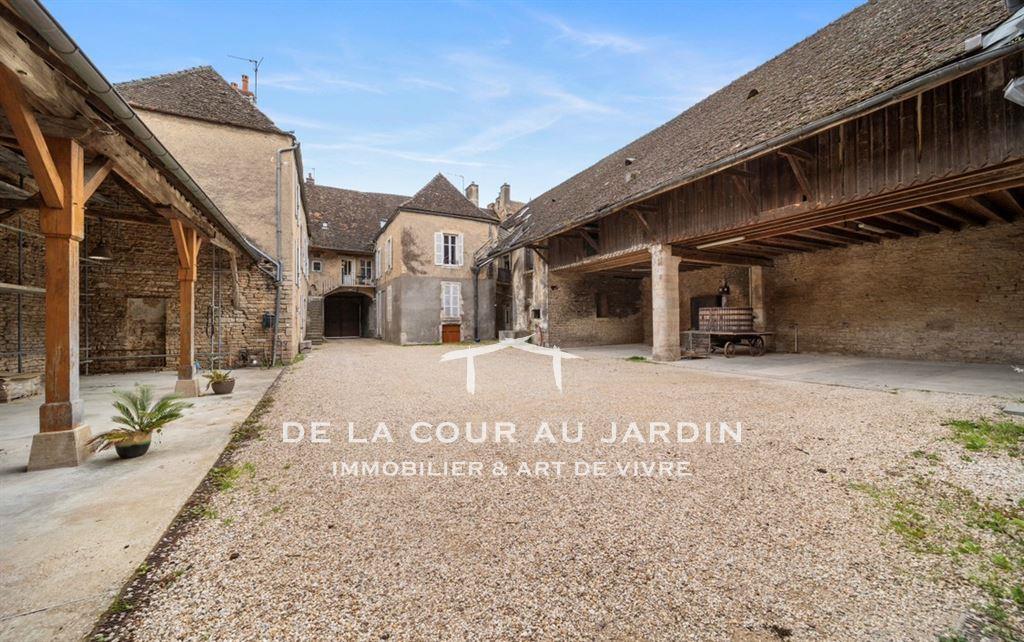 Ideal property for gîtes